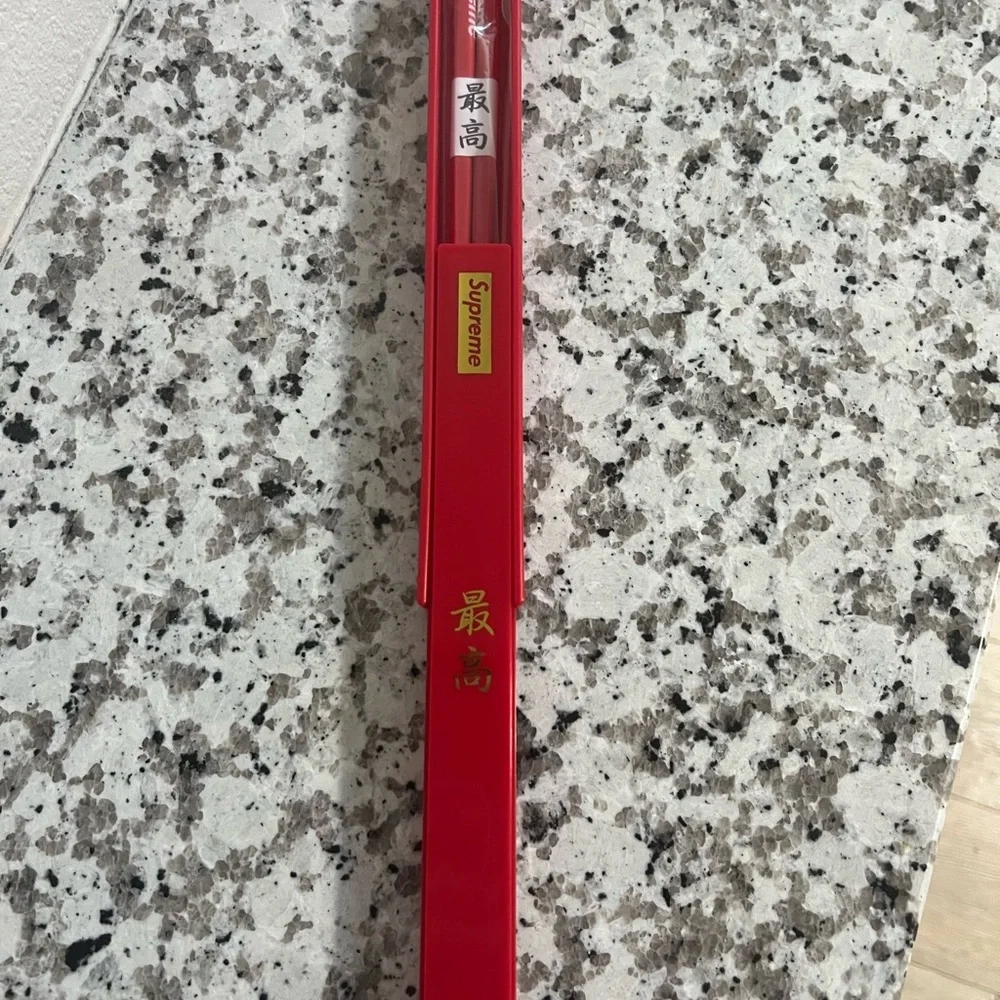 Supreme chopsticks